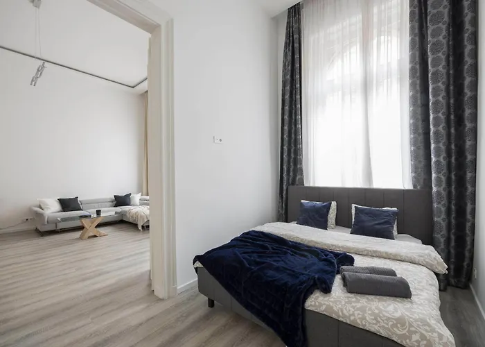 Majestic Dream In The Heart Of Budapest